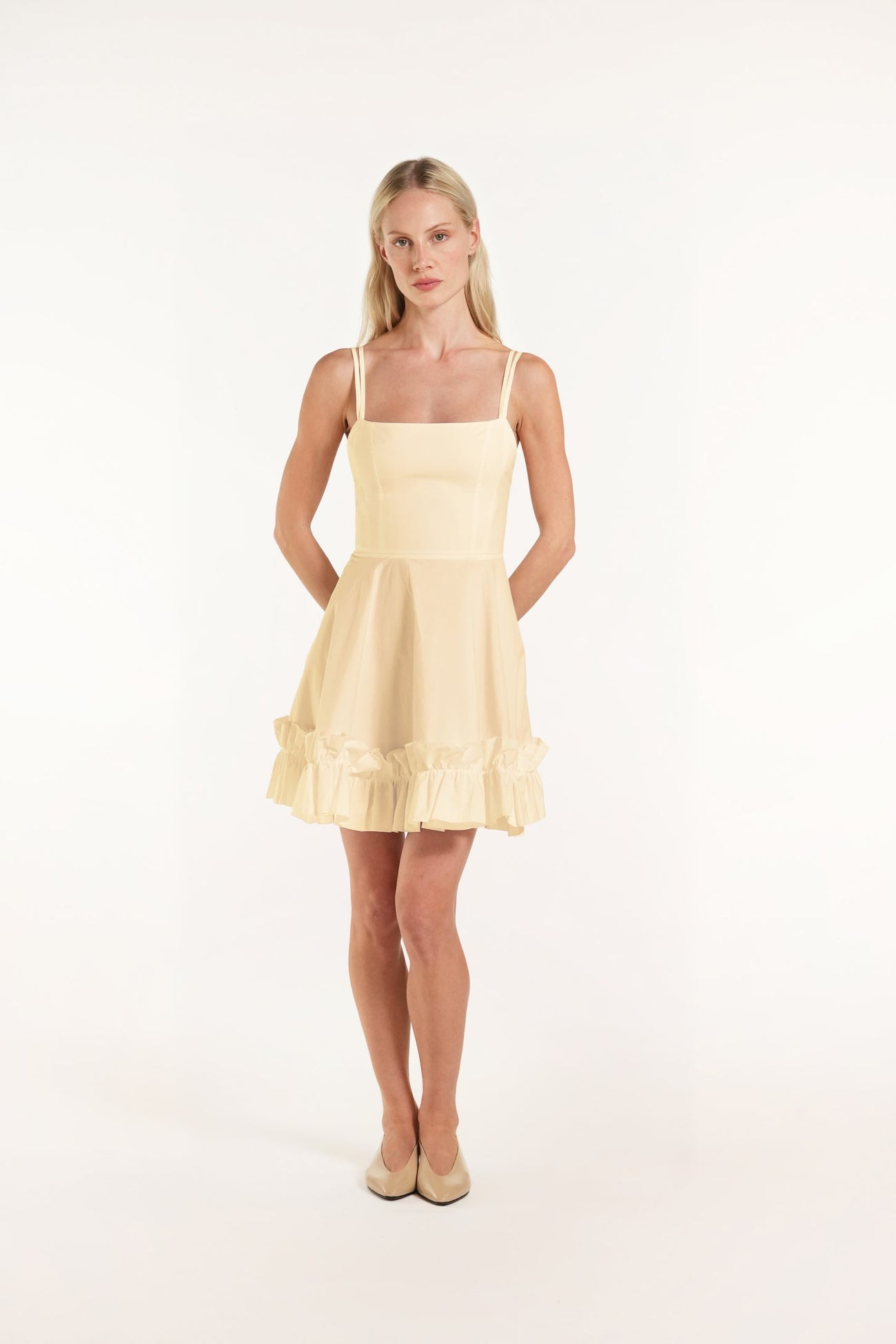 Adenor Dress - Light yellow - Solid
