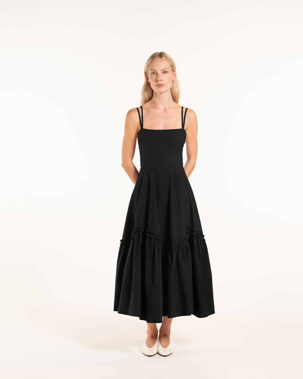 Zhiggie Alvana Dress in black