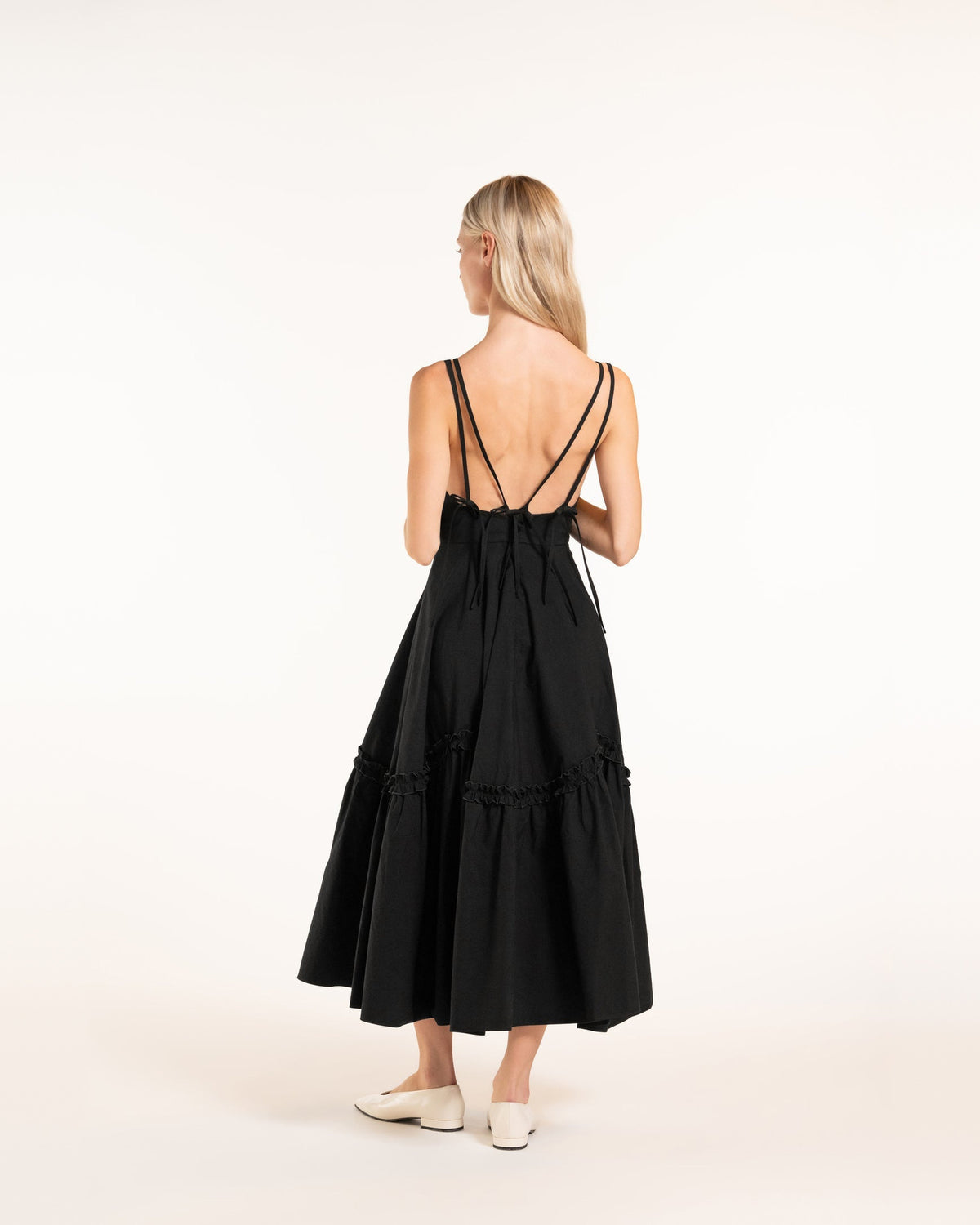 Zhiggie Alvana Dress in black