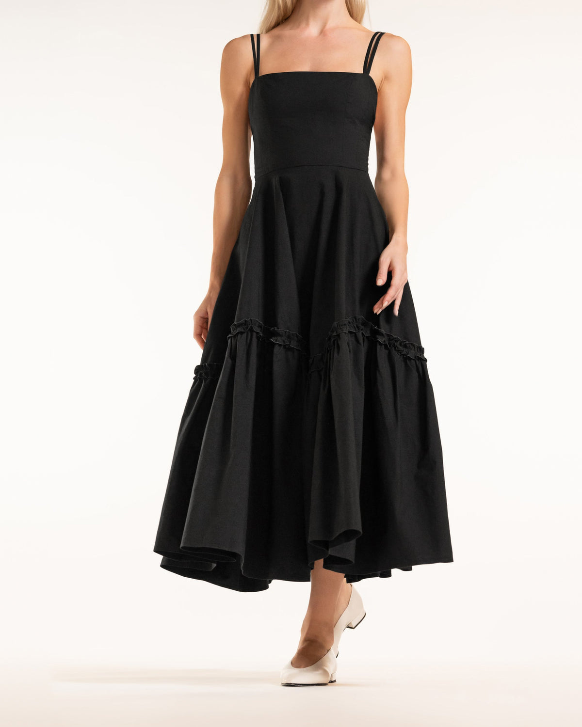 Zhiggie Alvana Dress in black