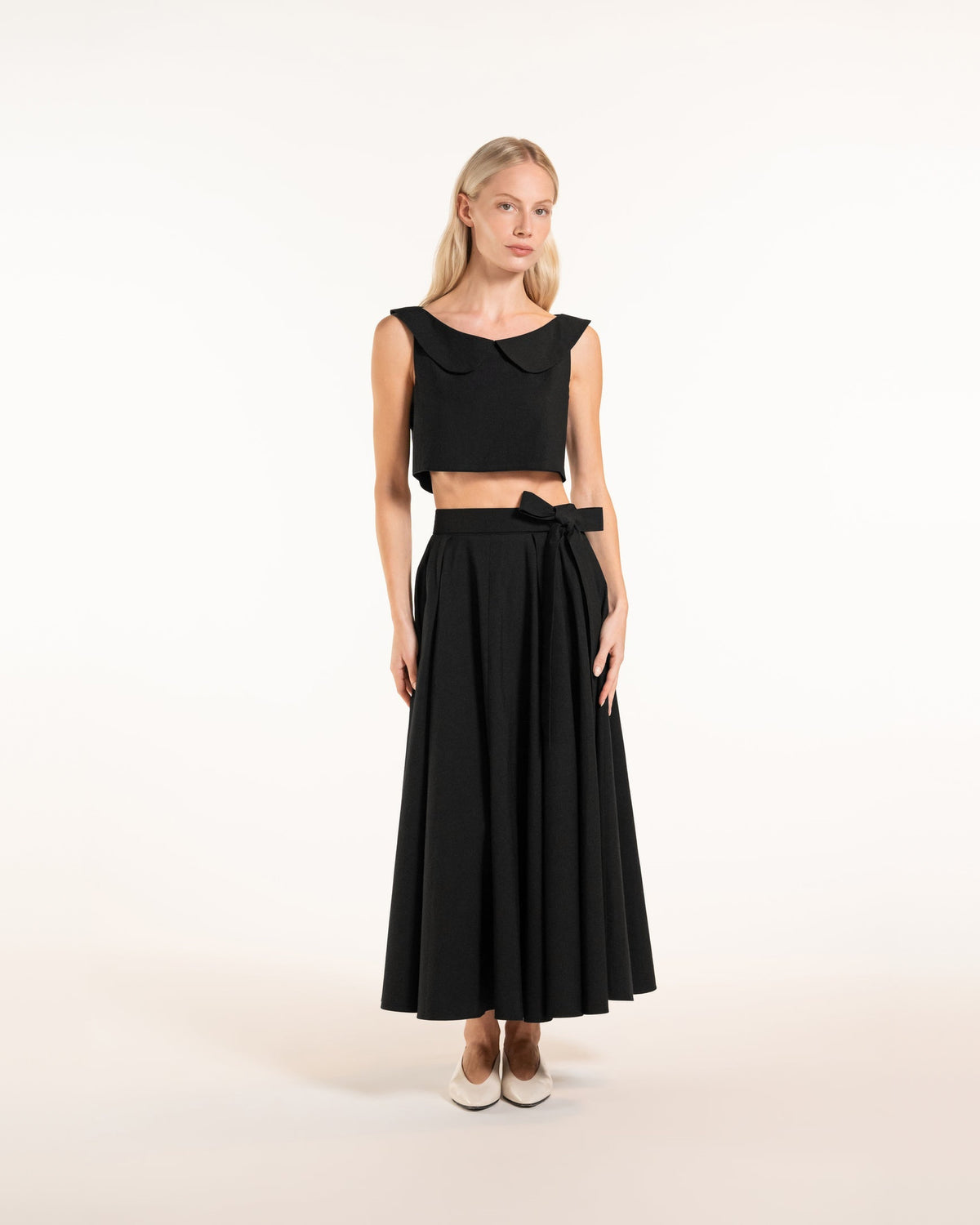 Zhiggie Gabriella Top in black