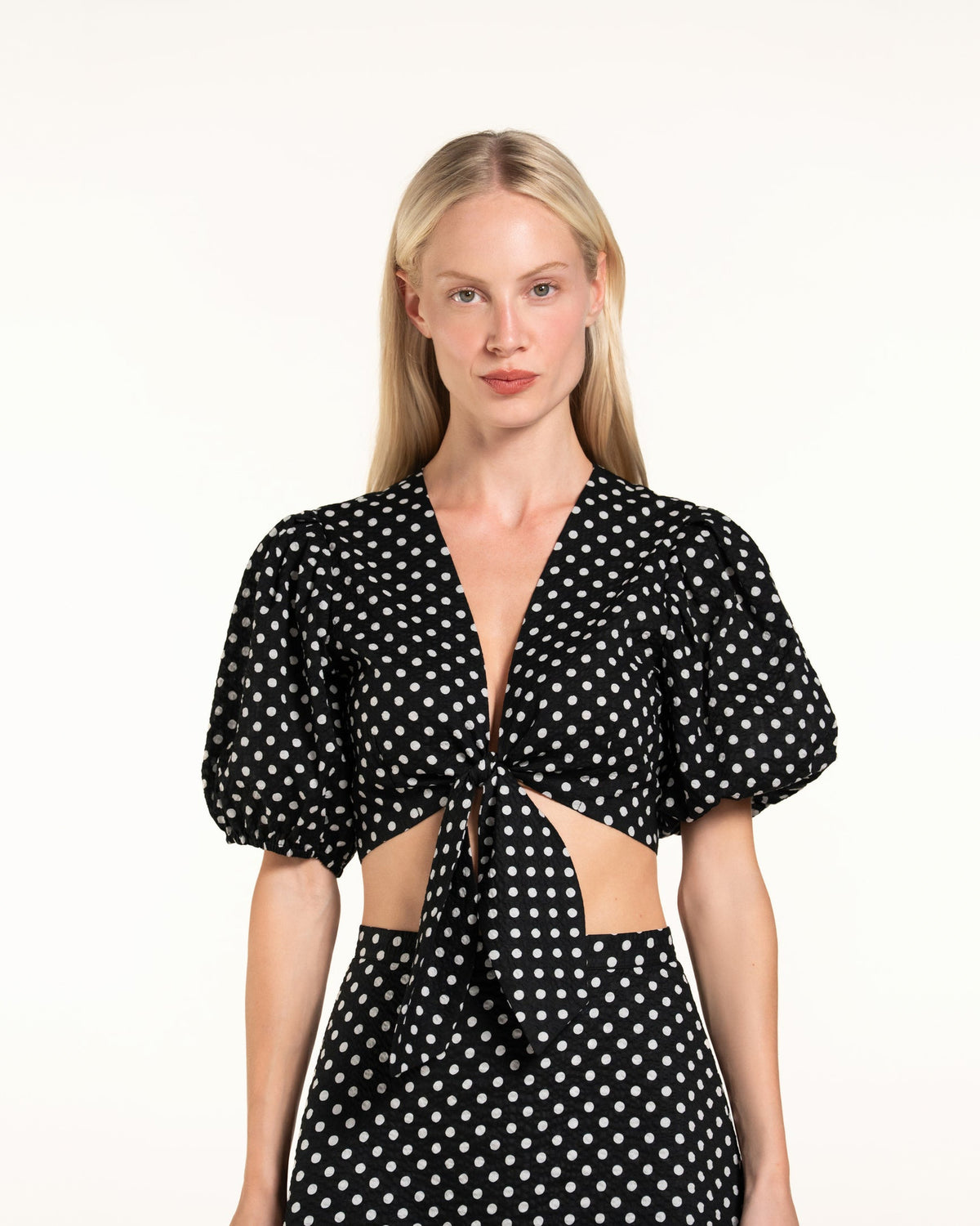 Zhiggie Anna Top in black polka dots