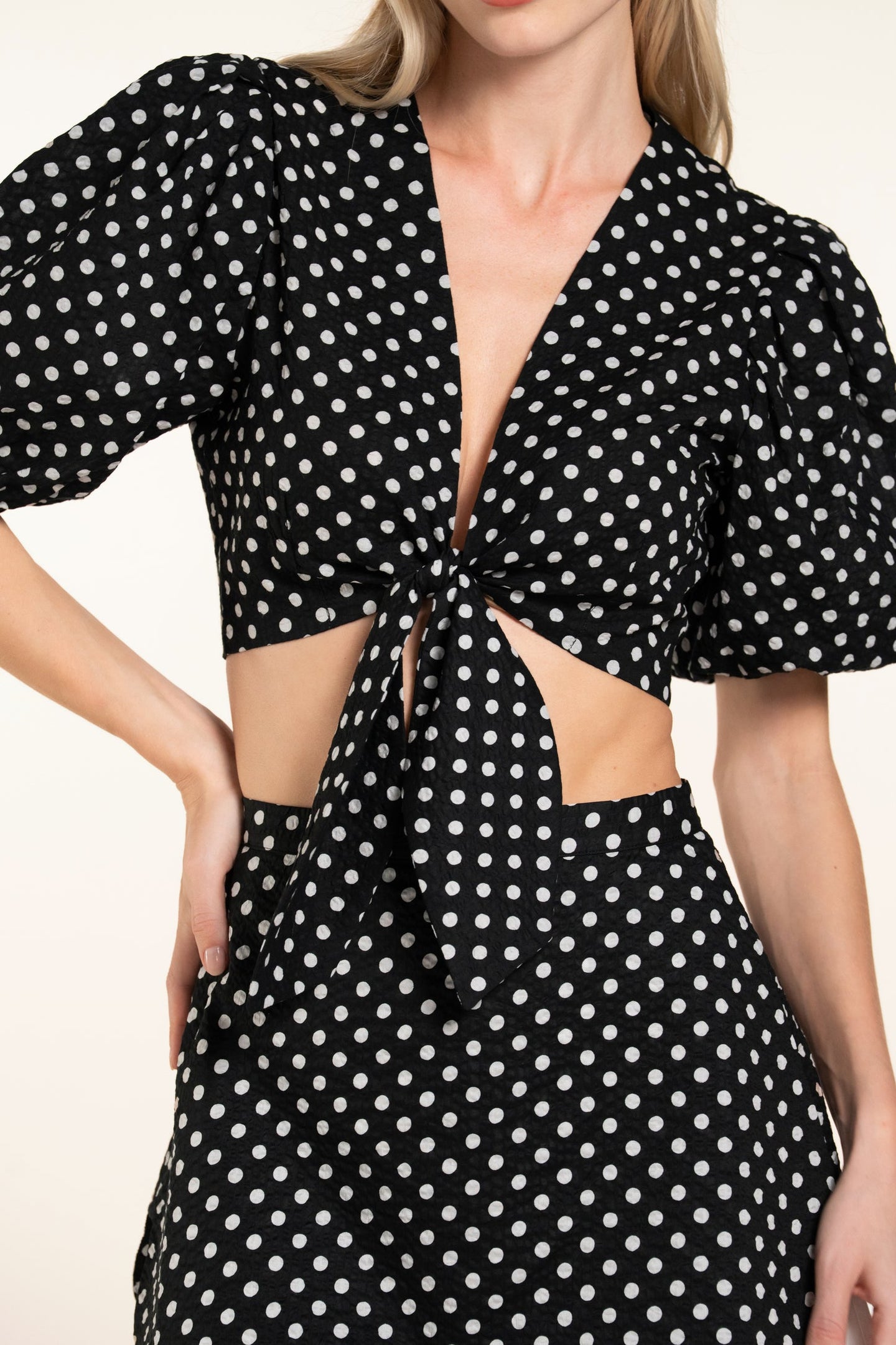 Anna Top - Black - Polkadots