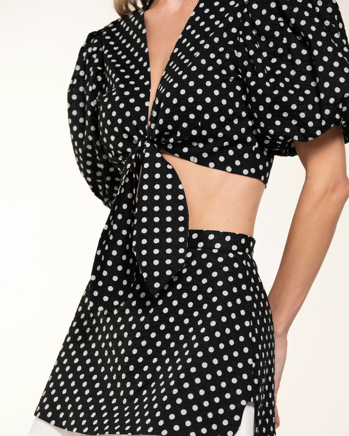 Zhiggie Anna Top in black polka dots