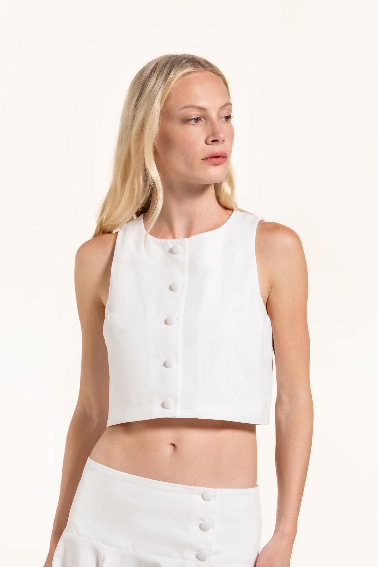 Zhiggie Dacha Top in white