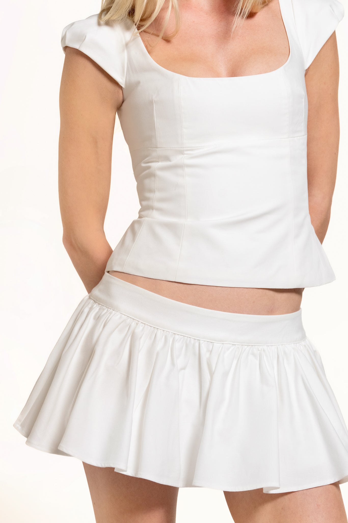 Dana Skort - White - Denim