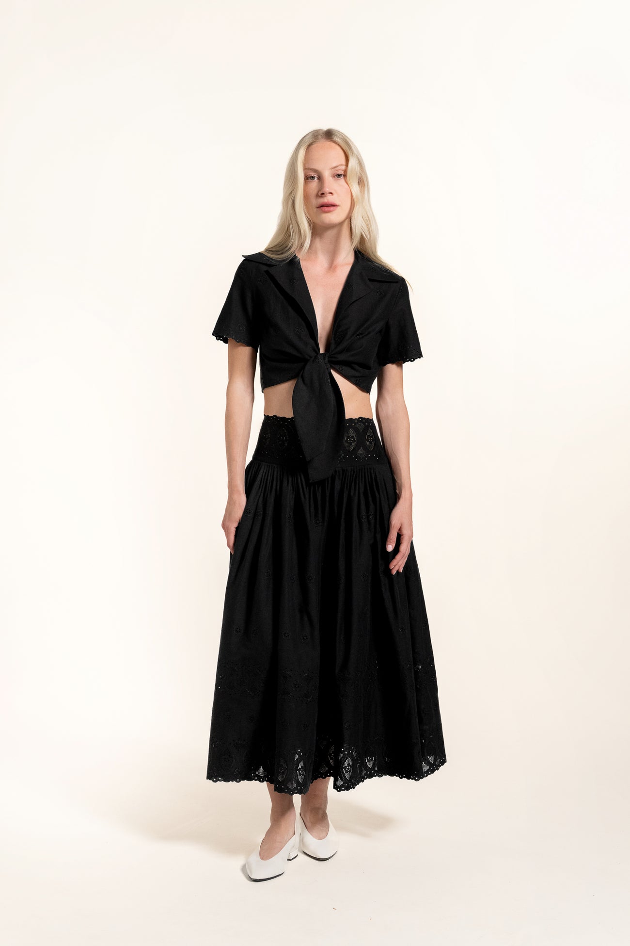 Dissi Top - Black - Daisy