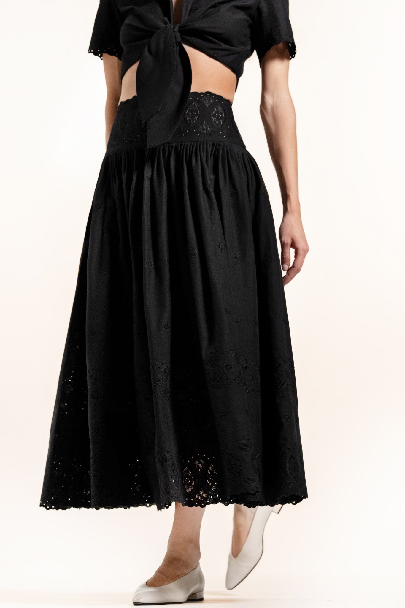 Demma Skirt - Black - Daisy