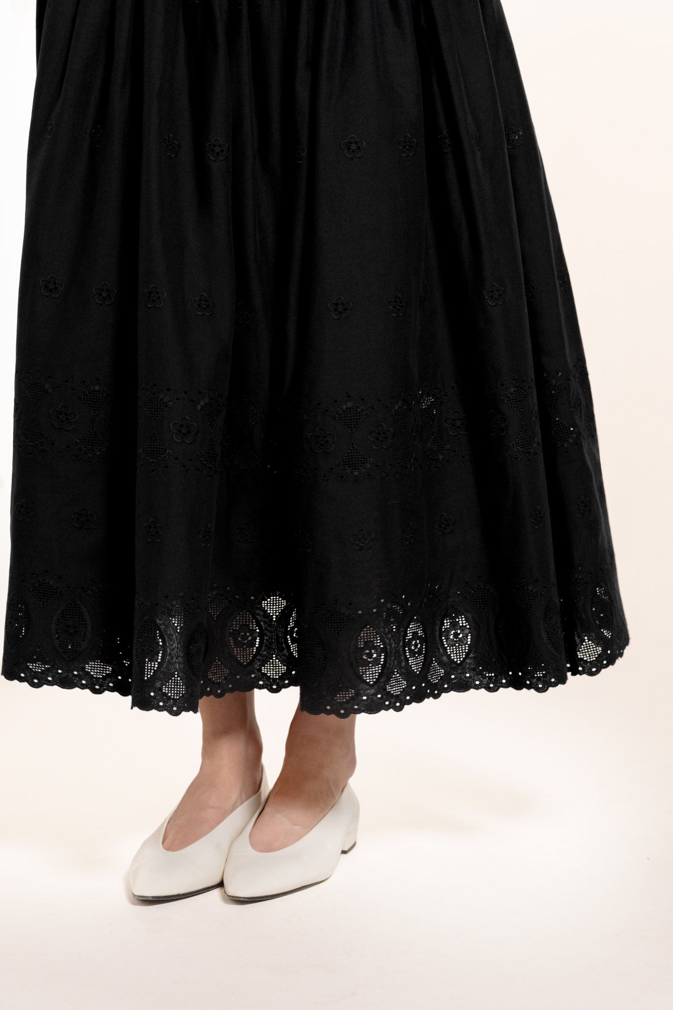 Demma Skirt - Black - Daisy
