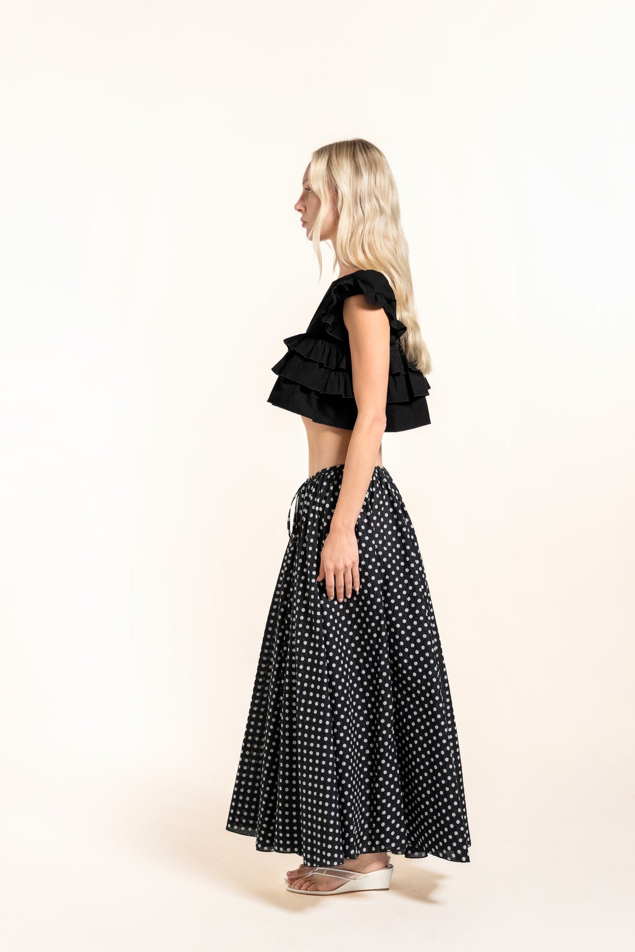 Devine Top - Black - Solid